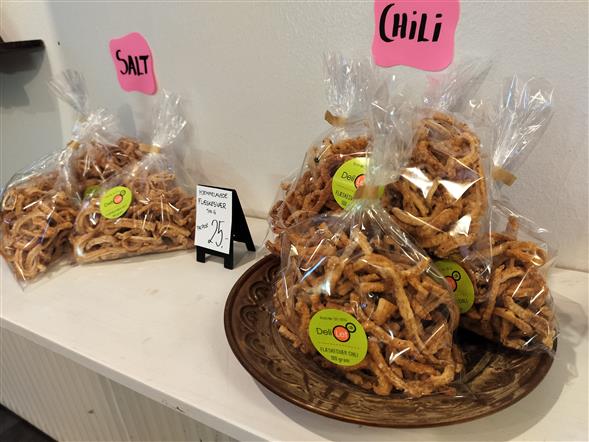FLÆSKESVÆR & GOURMET CHIPS
