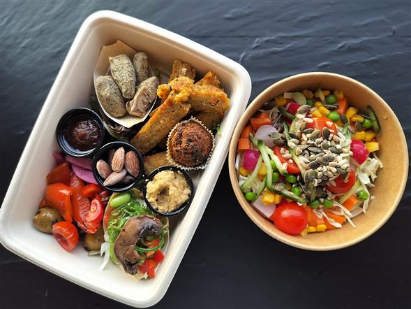 TAPASBAKKE VEGANSK m. salat